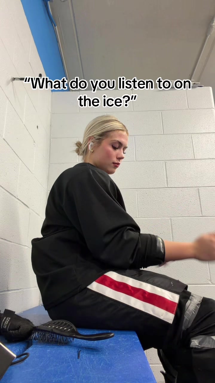 @Khloe 🏒