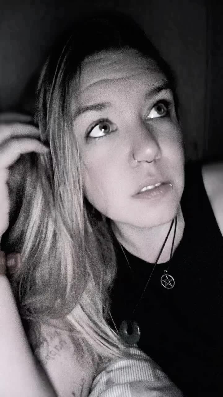 @WurzelRebellin♓