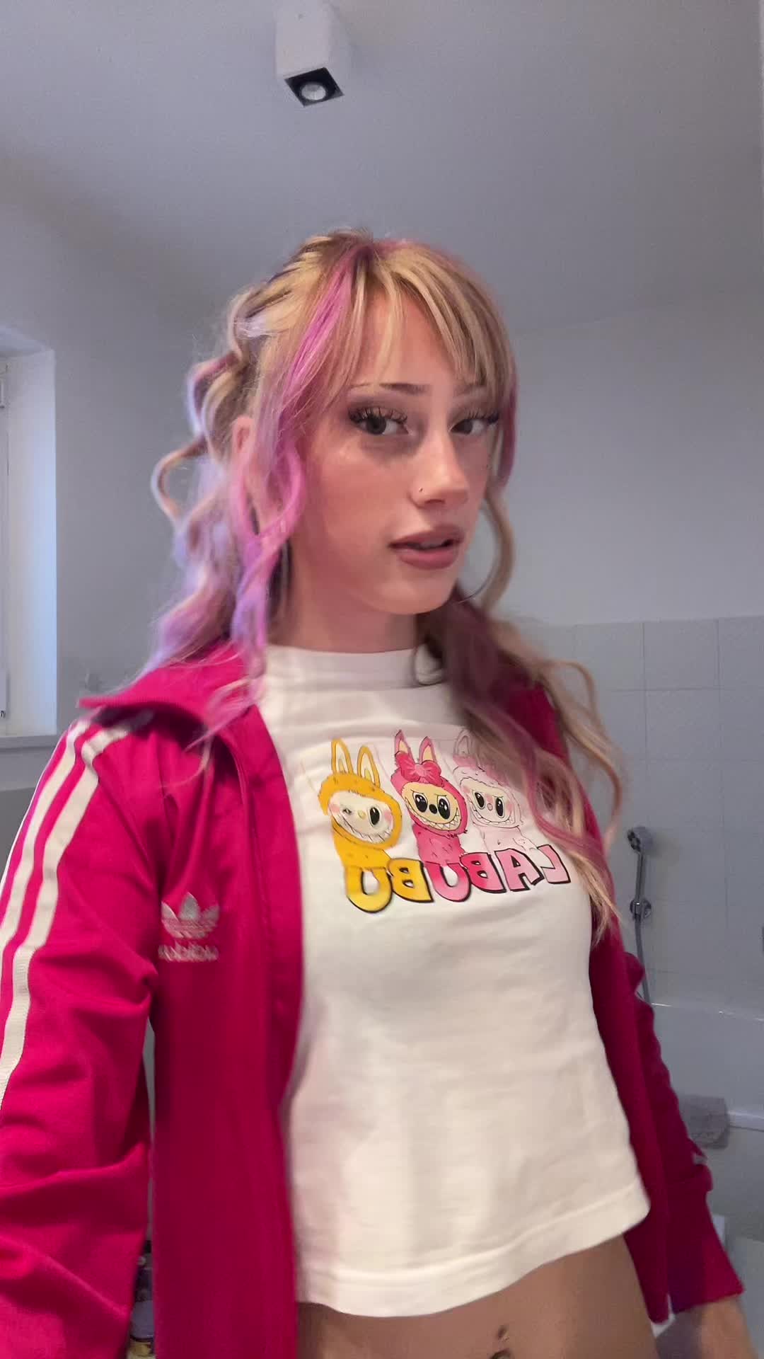 @👸🏼