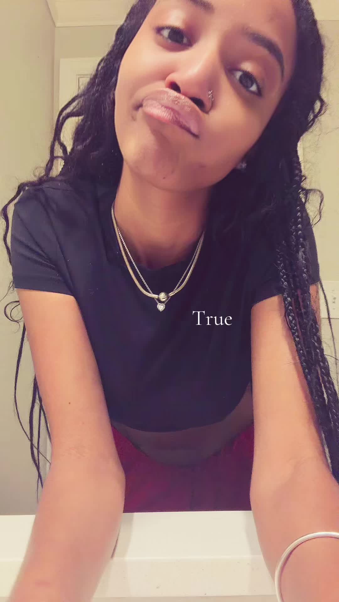 @Queen Beezyyyy