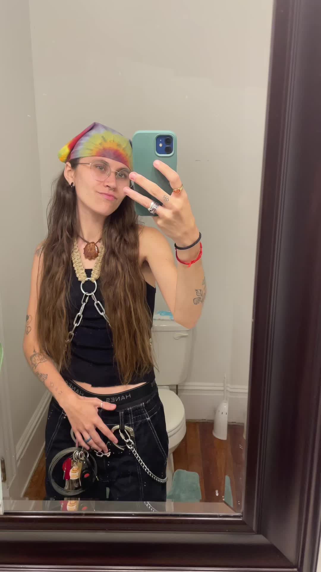 @ca⛓️en