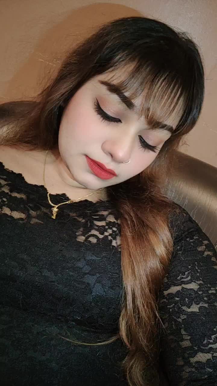 @valarmathinaikar07_🍷🍾