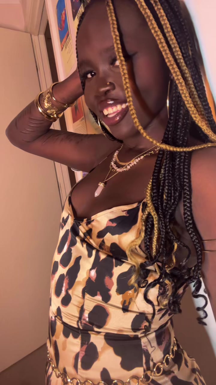 @KayKay