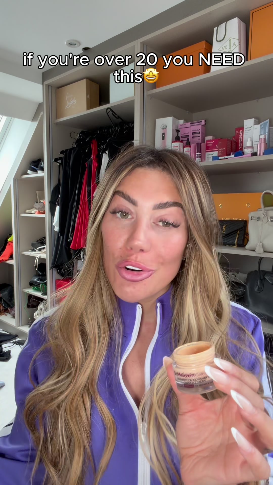 @Chloe Ferry