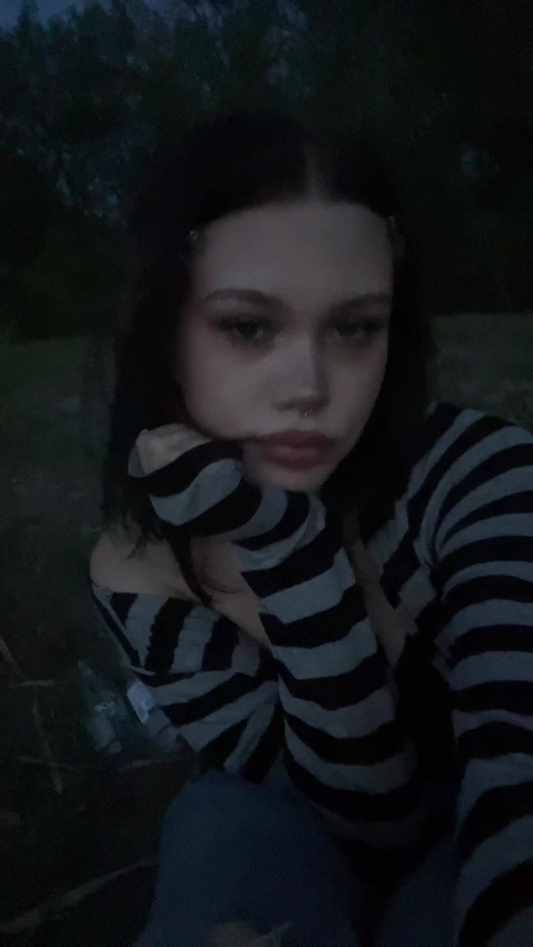 @e