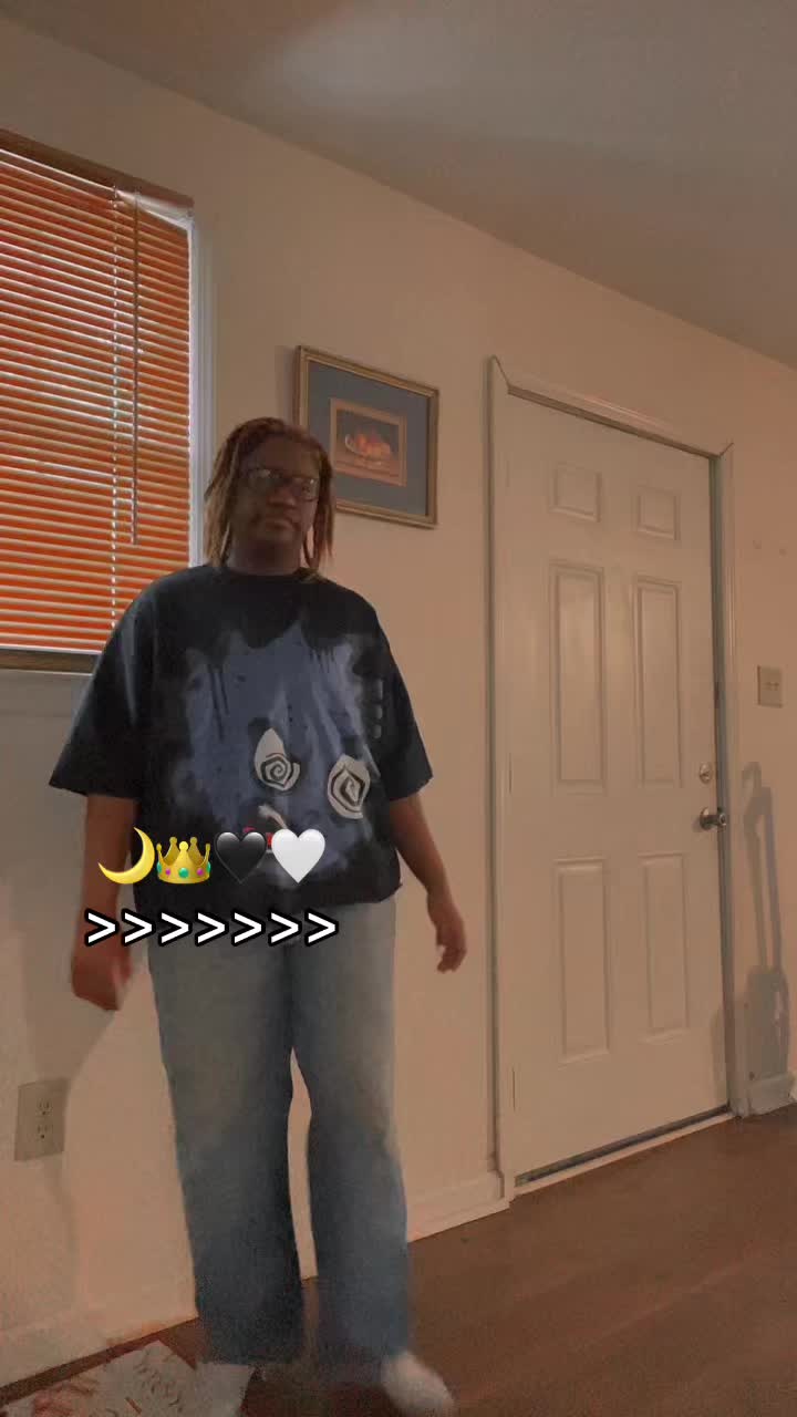 @Sammi ┐( ̄~ ̄)┌