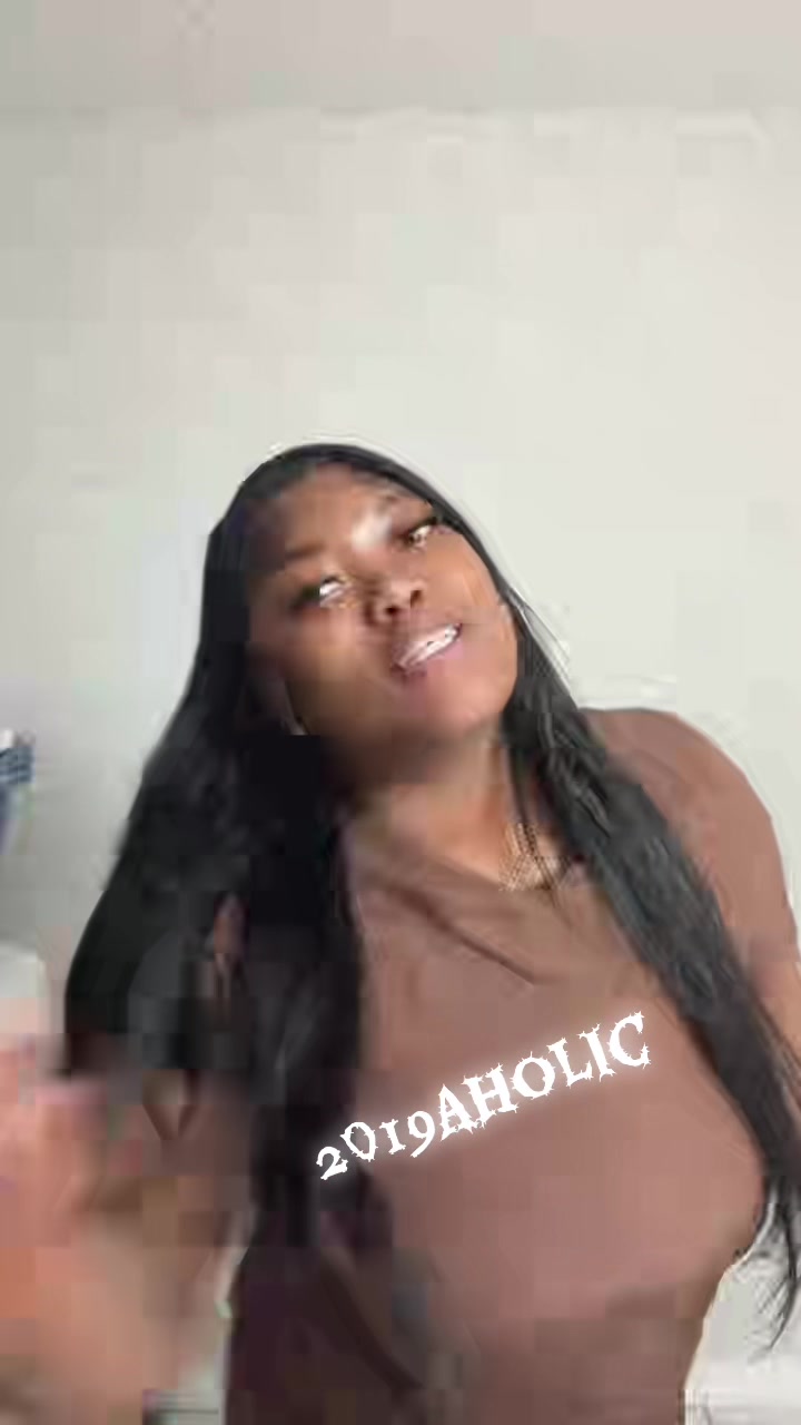@TheeeGoatt🖤