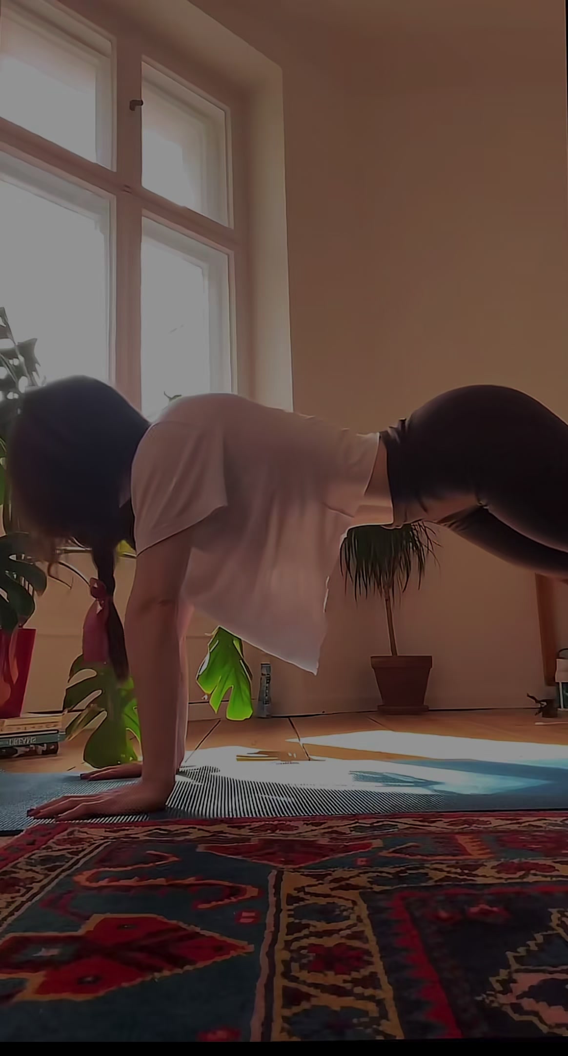 @LouC4
