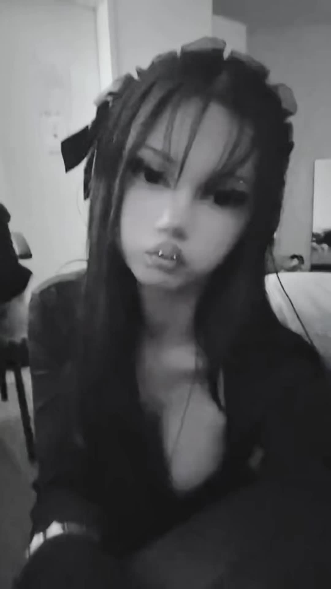@𝑀𝑒𝓁𝒾