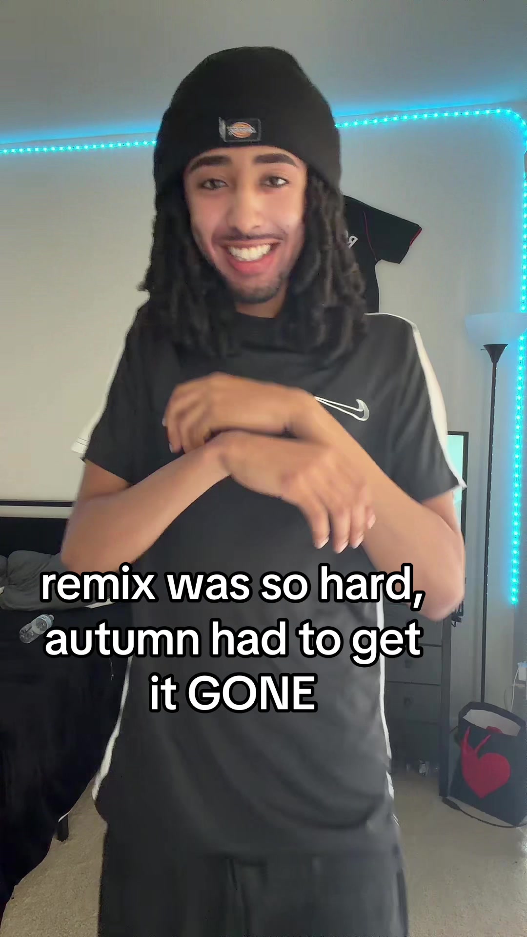 @Ł