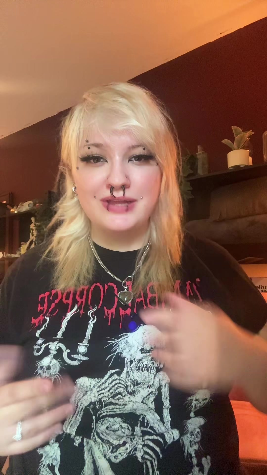@Bloodyink.Ana