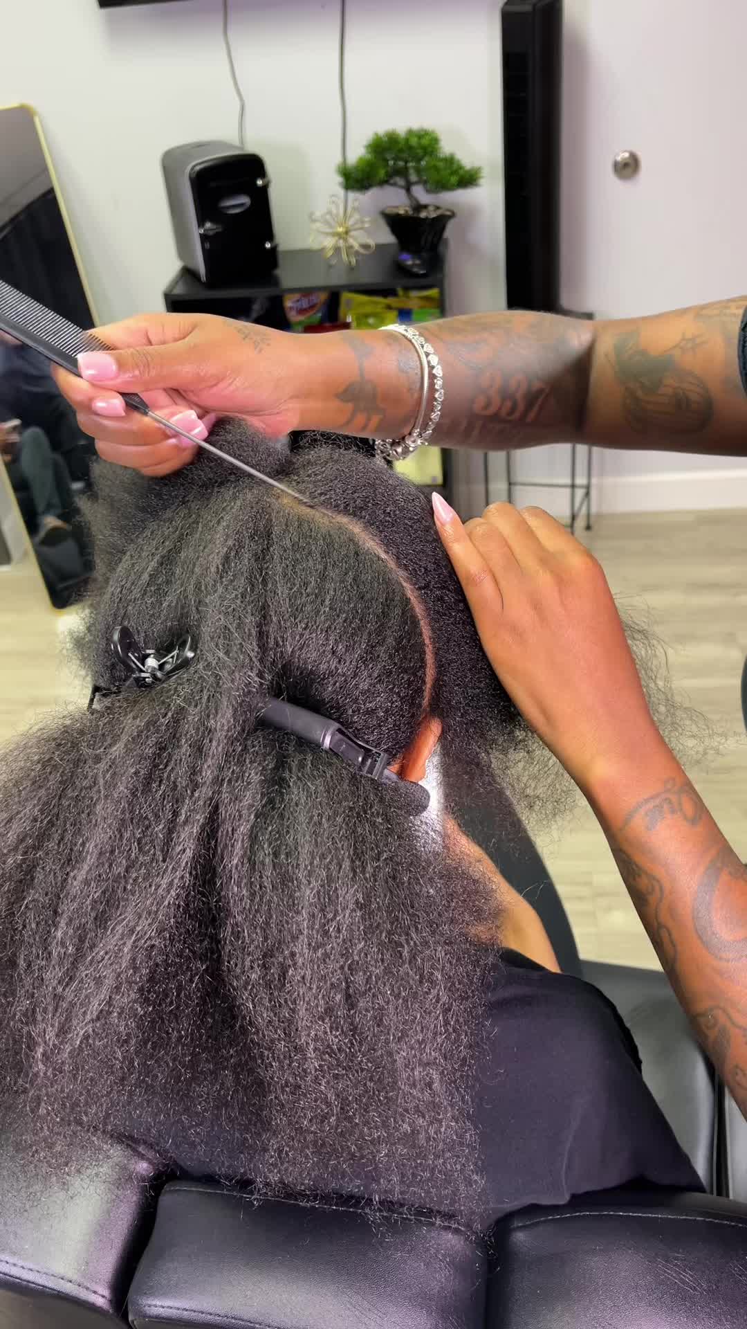 @Houston’s Braider/Lash Tech