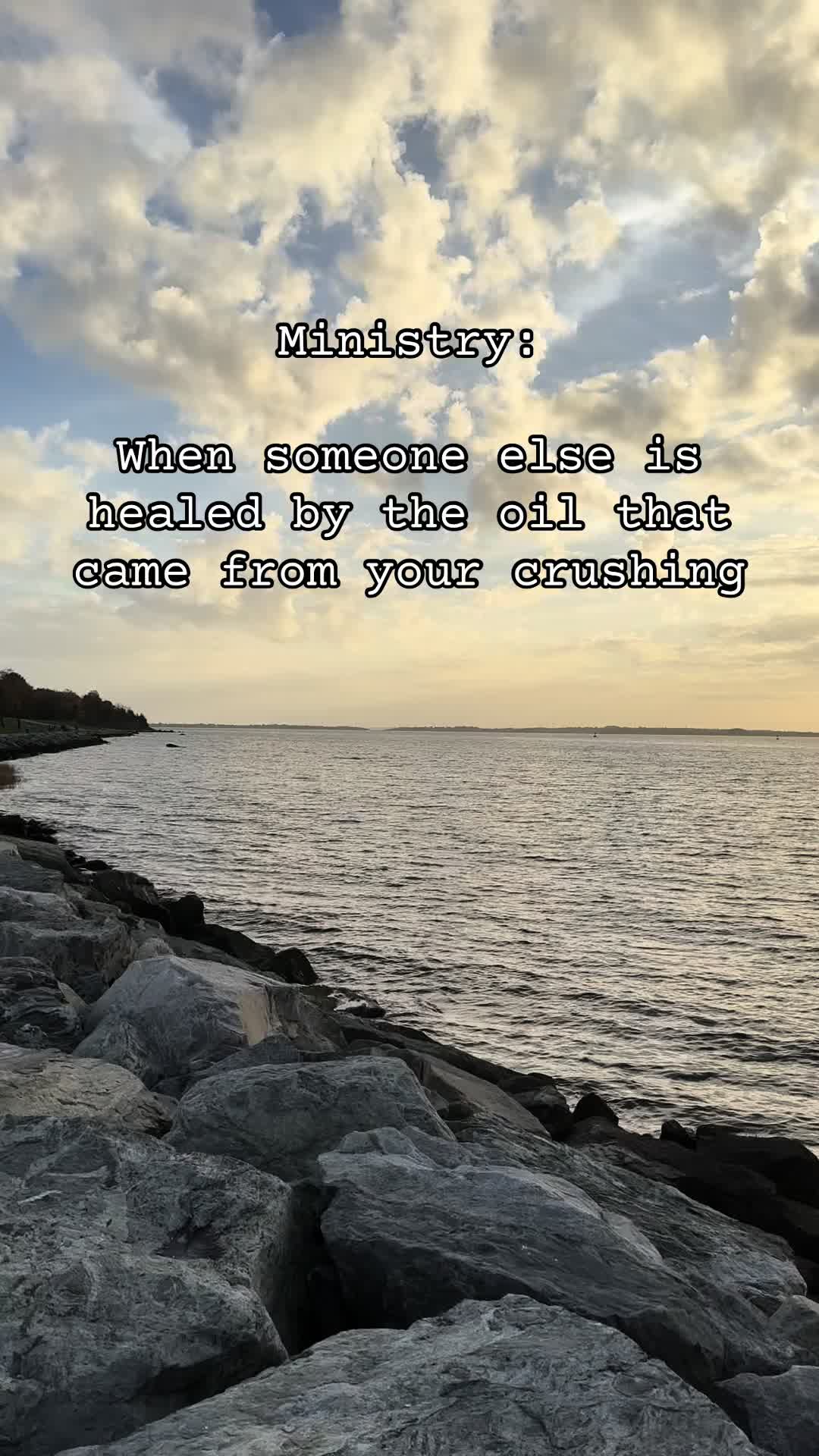 @LoveLedLife