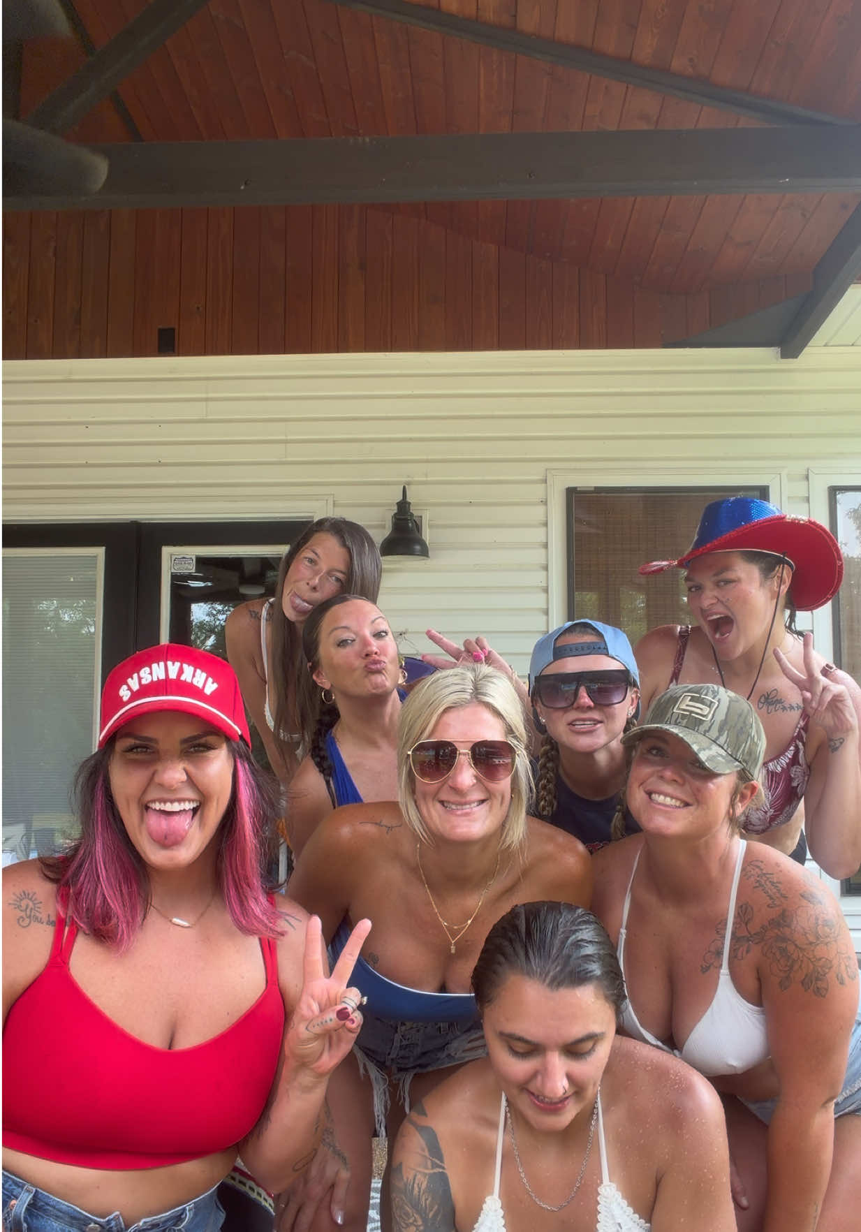 @ArkansasLesbianHousewives