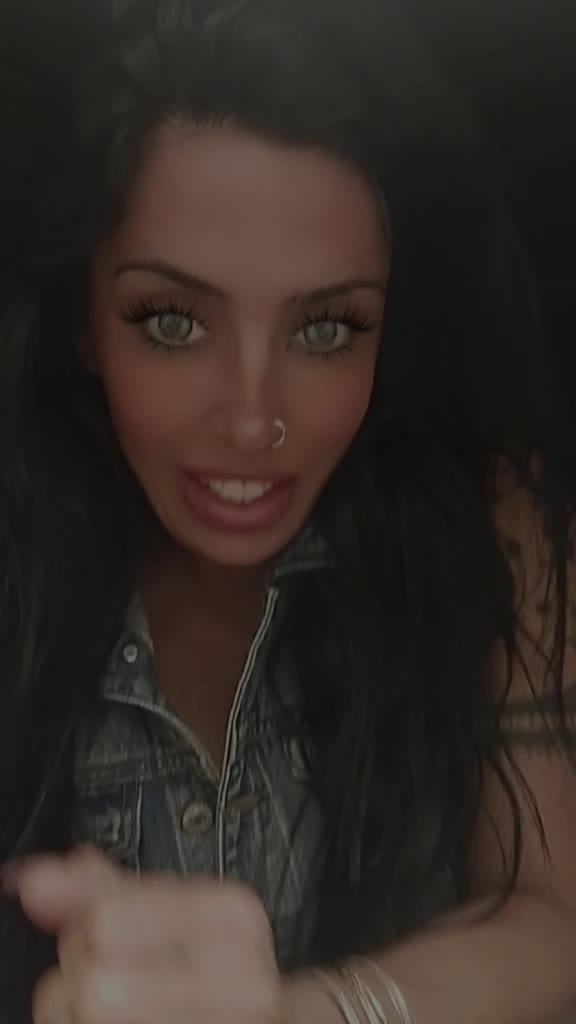 @Esmeralda
