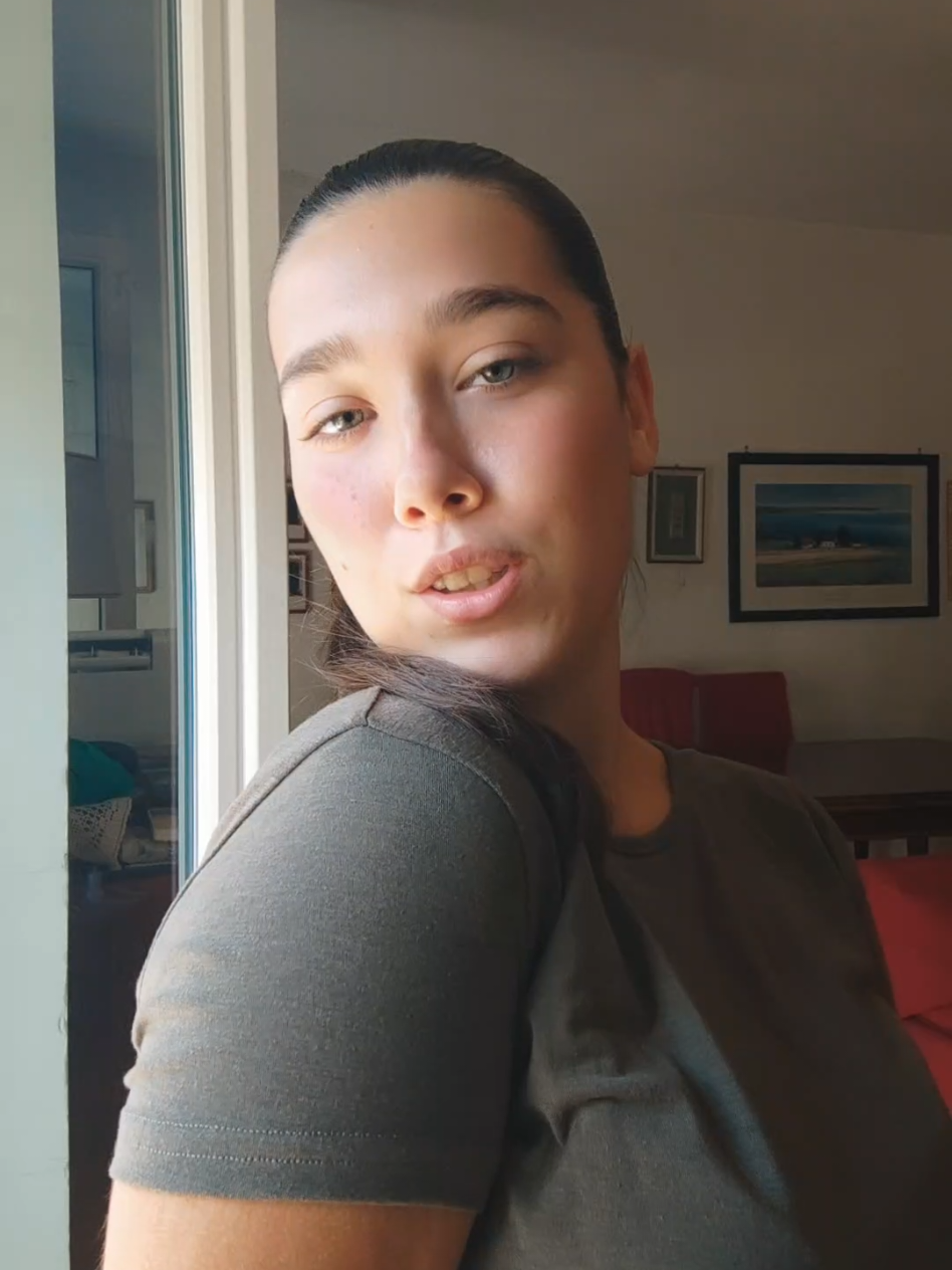 @_Sofia_