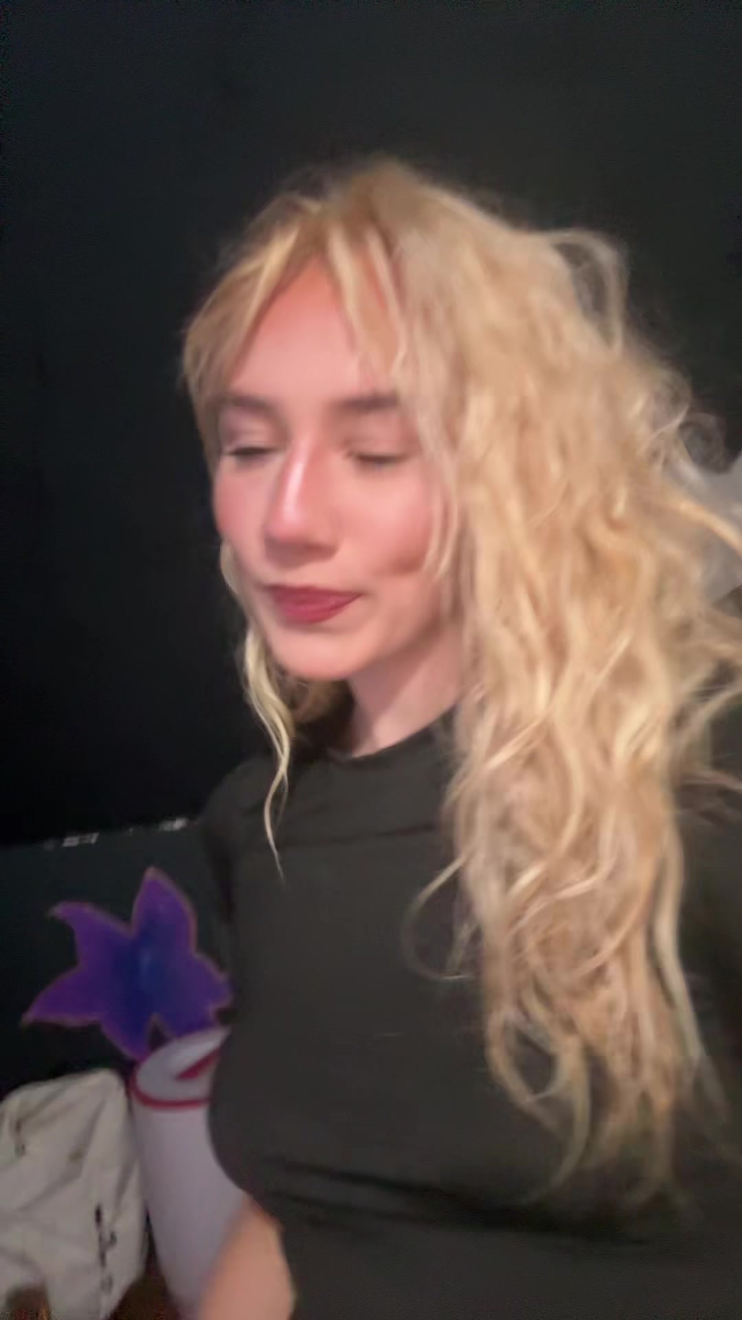 @￼