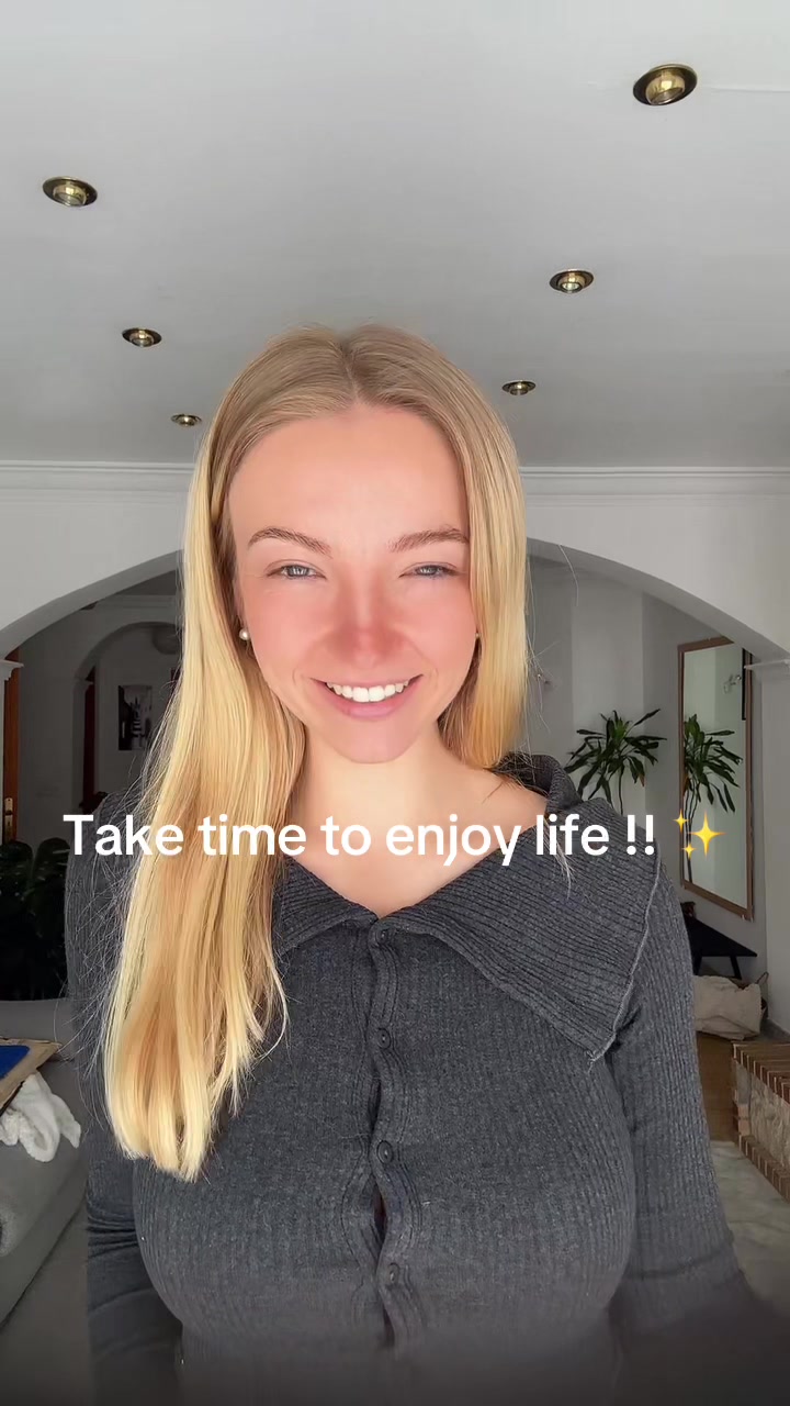 @Amelie_drie