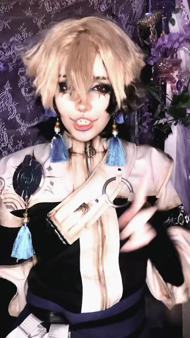 @🦝🥀𝕄𝕚𝕜𝕒🥀🦝