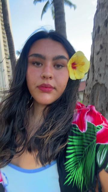 @traumatizedbhaddie