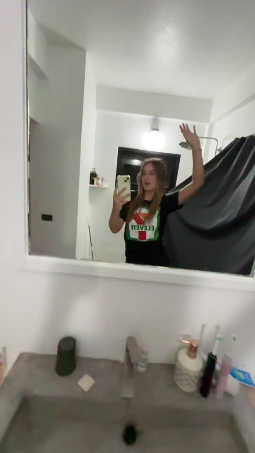 @𝐀𝐧𝐢𝐞𝐤