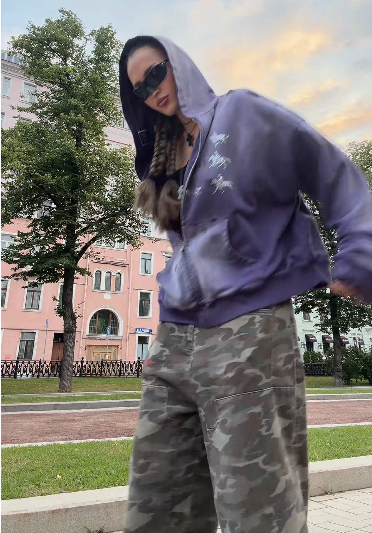 @Victoria