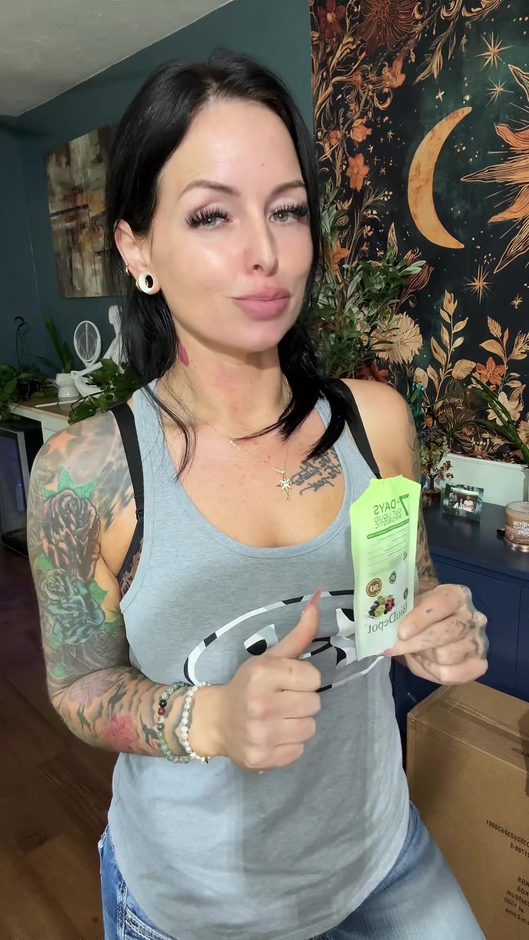 @To0thlessQueen💋