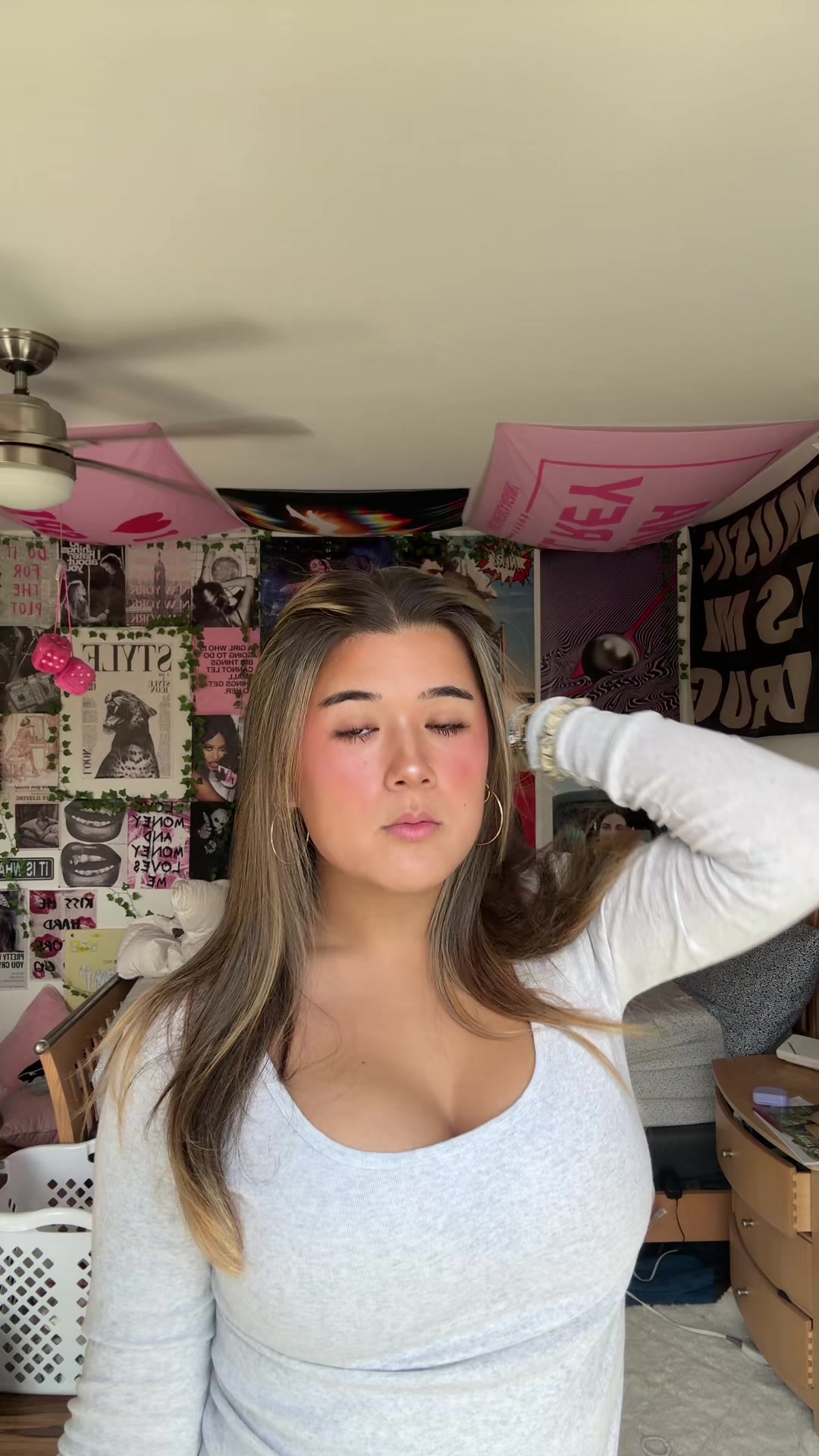 @toni