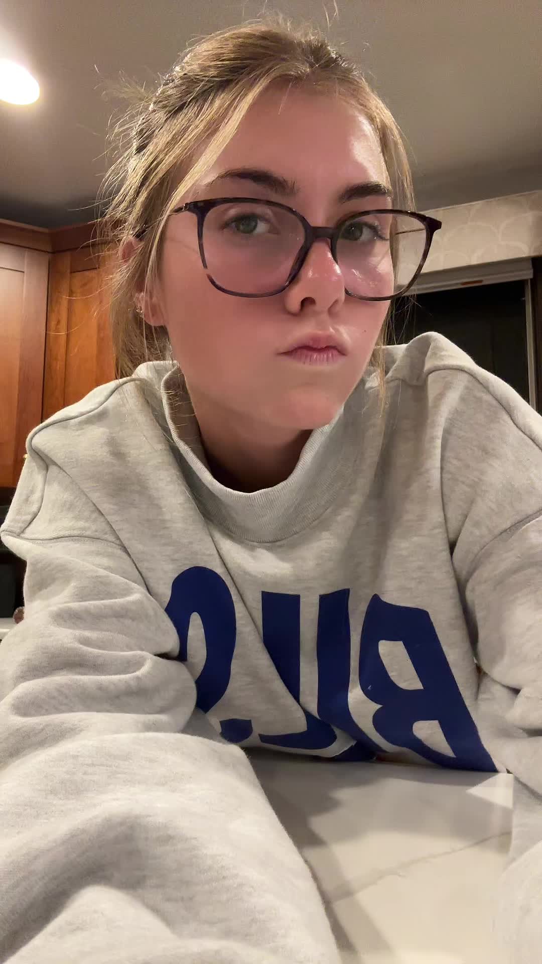 @maybemolly