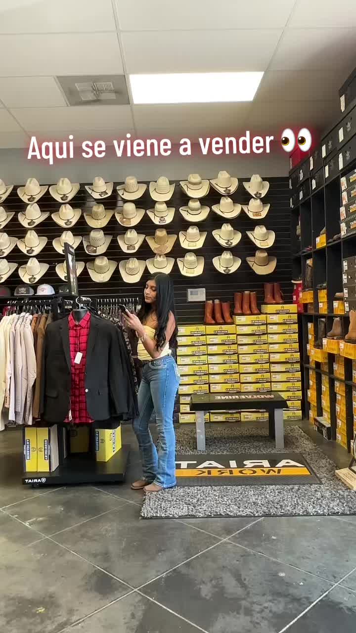 @Los potrillos western wear