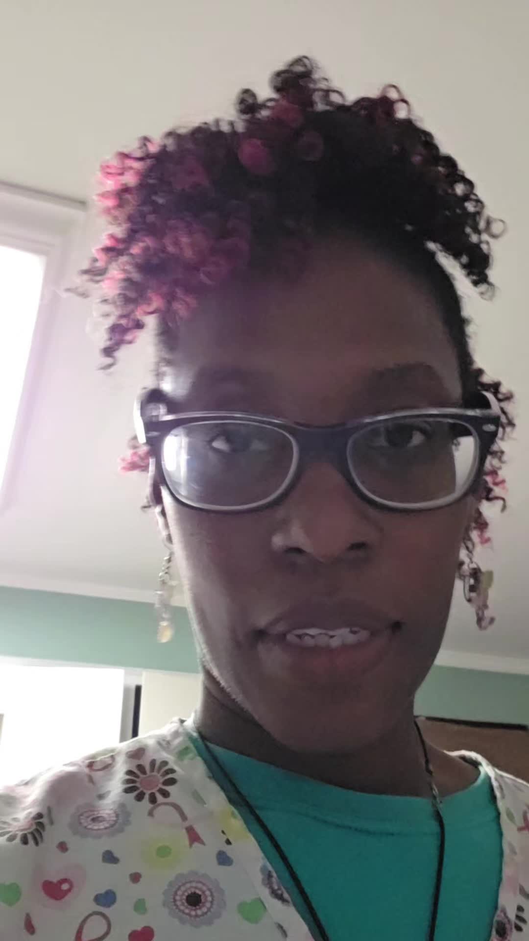 @Vanniecon