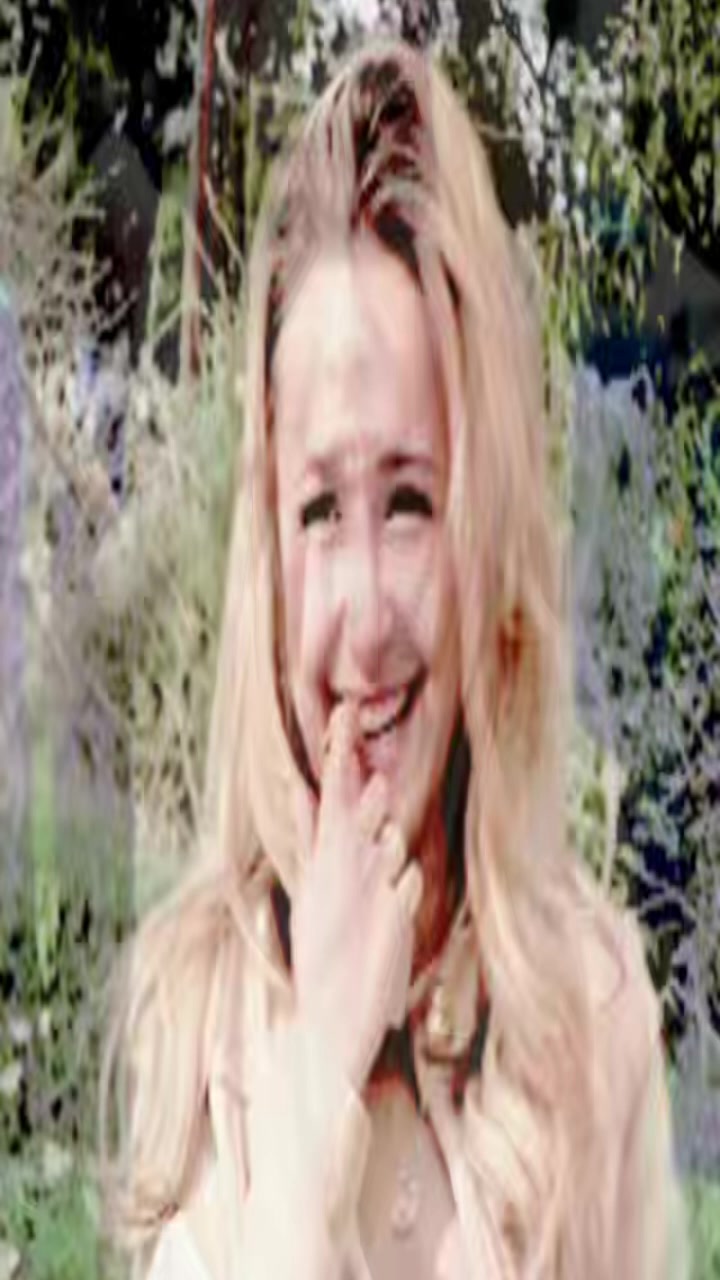 @⃟