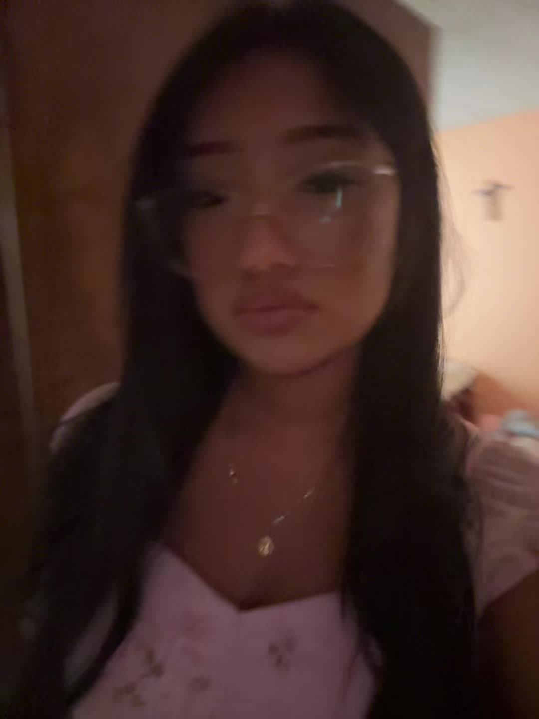 @️