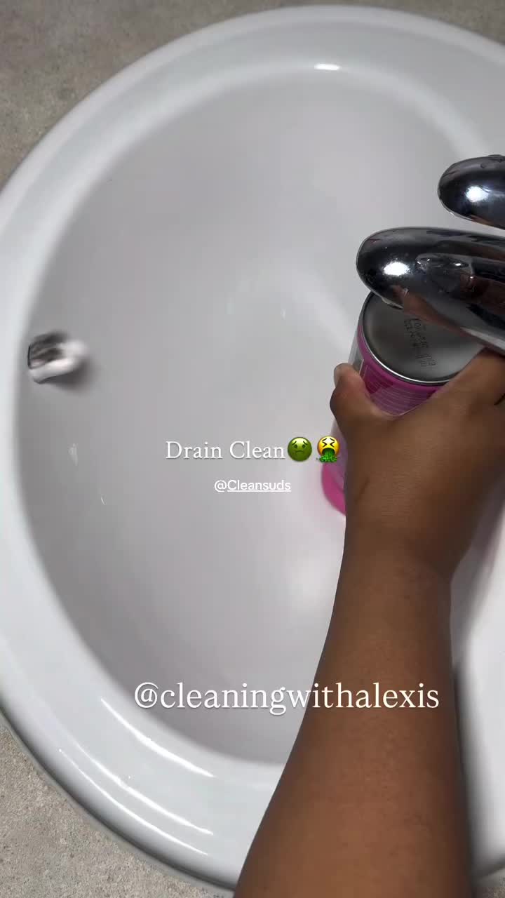 @AlexisCleanASMR