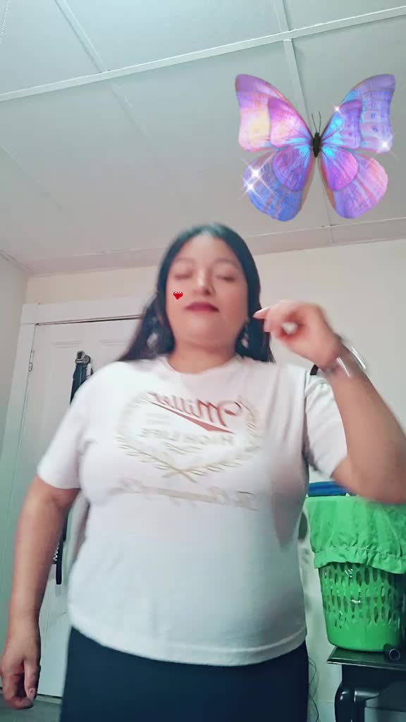 @Angelita
