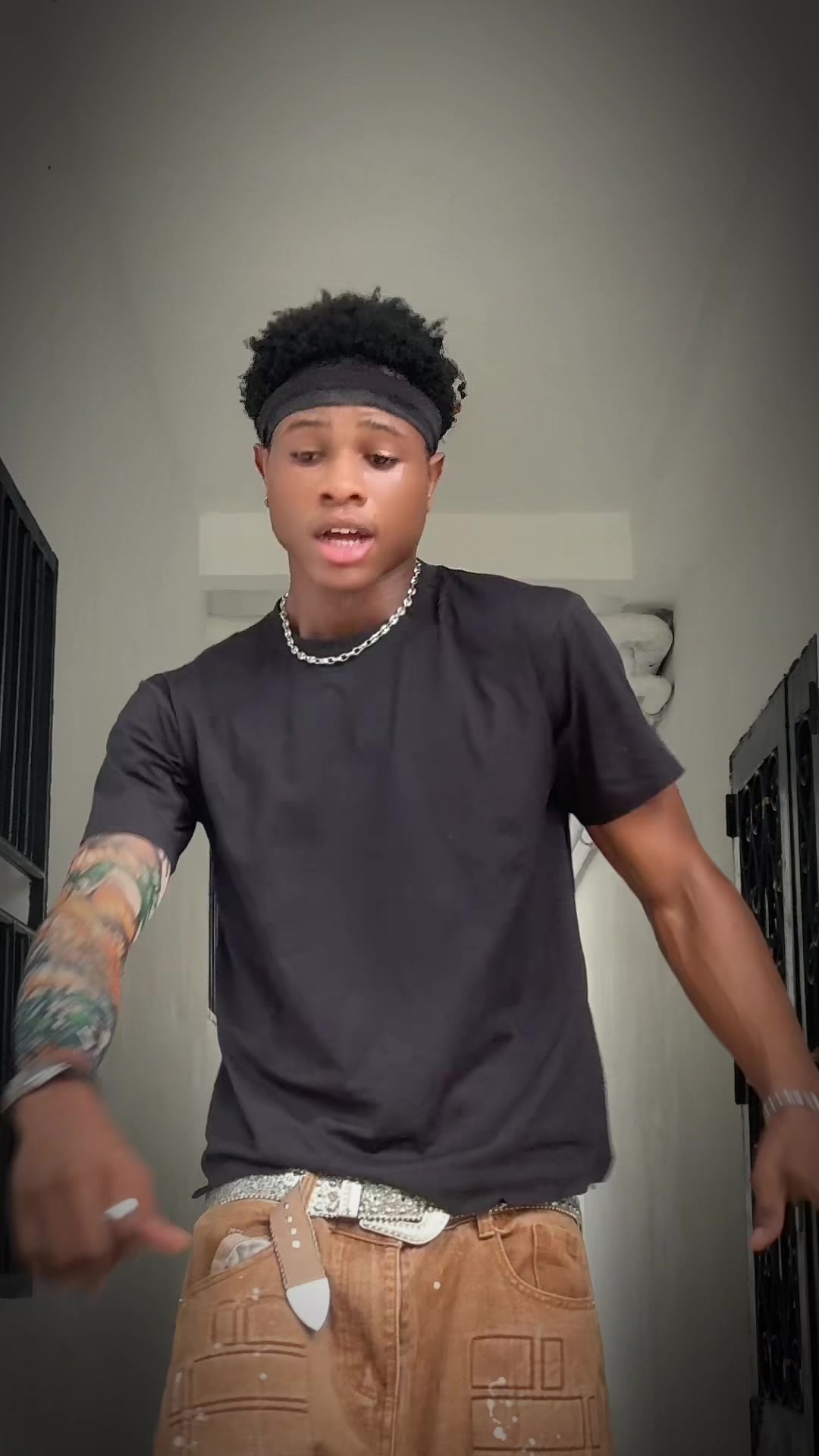 @𝐋𝐎&Iuml;𝐂 𝐀𝐃𝐀𝐌𝐒