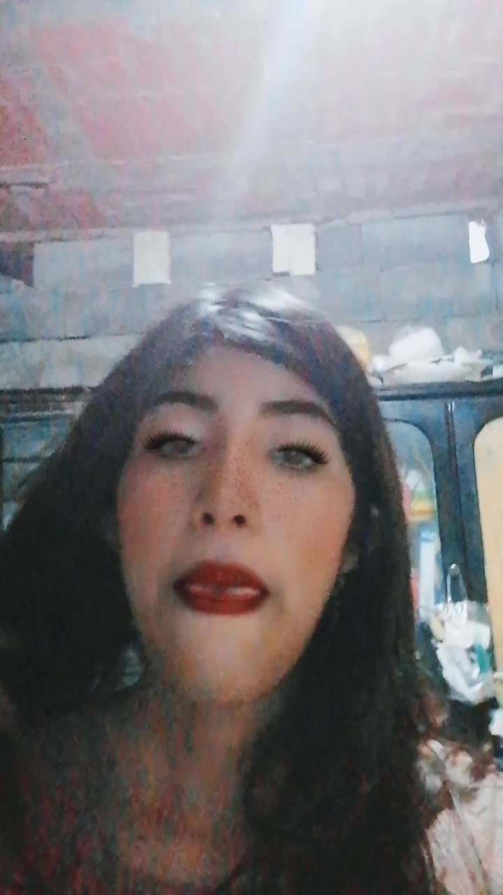 @Ana