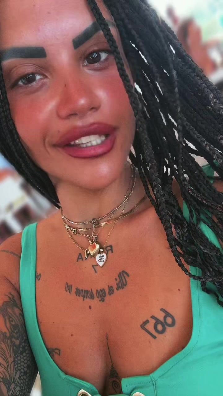 @REINA 7