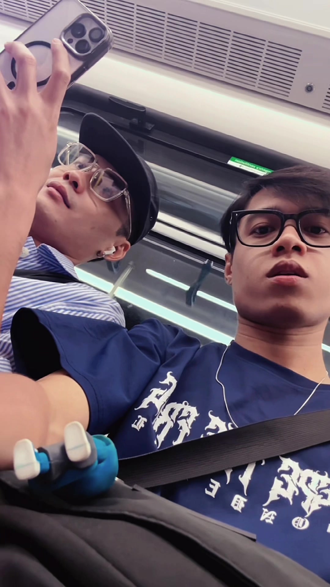 @Dikok ™๏ธ