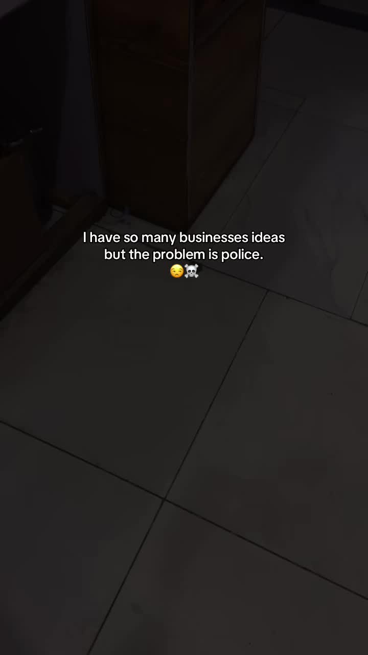 @M A D