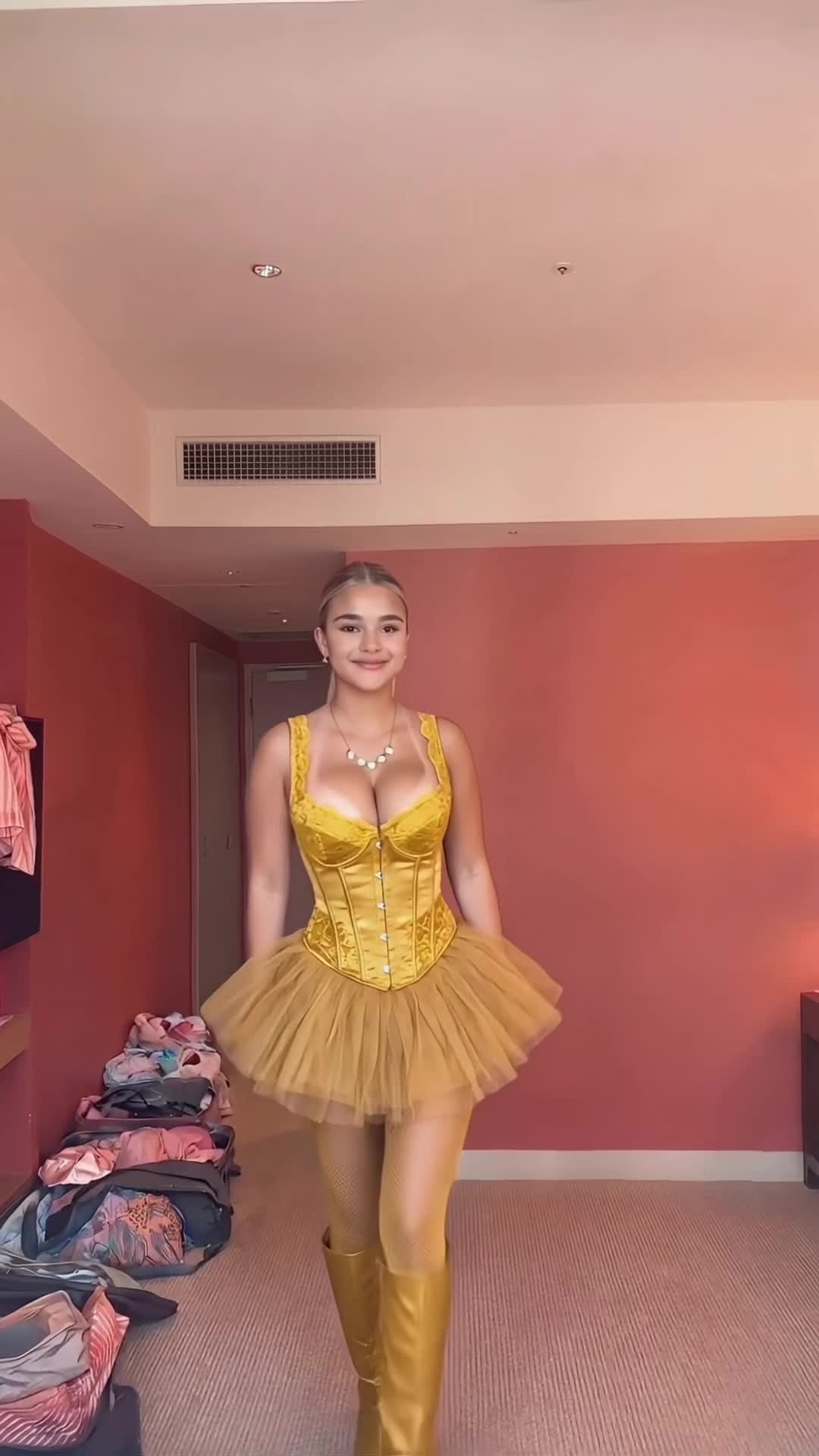 @Lily