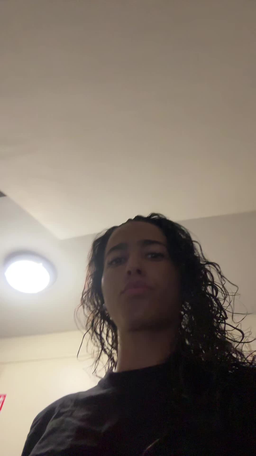 @RW👽🌪️