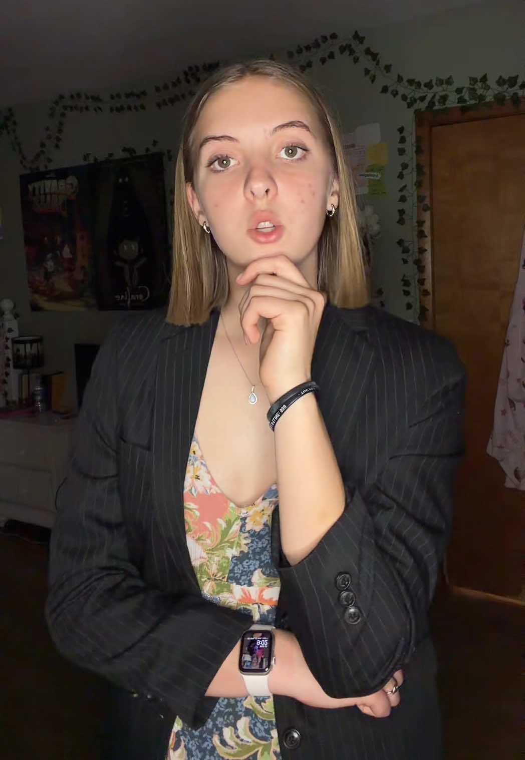 @*:~secretlynn~:*