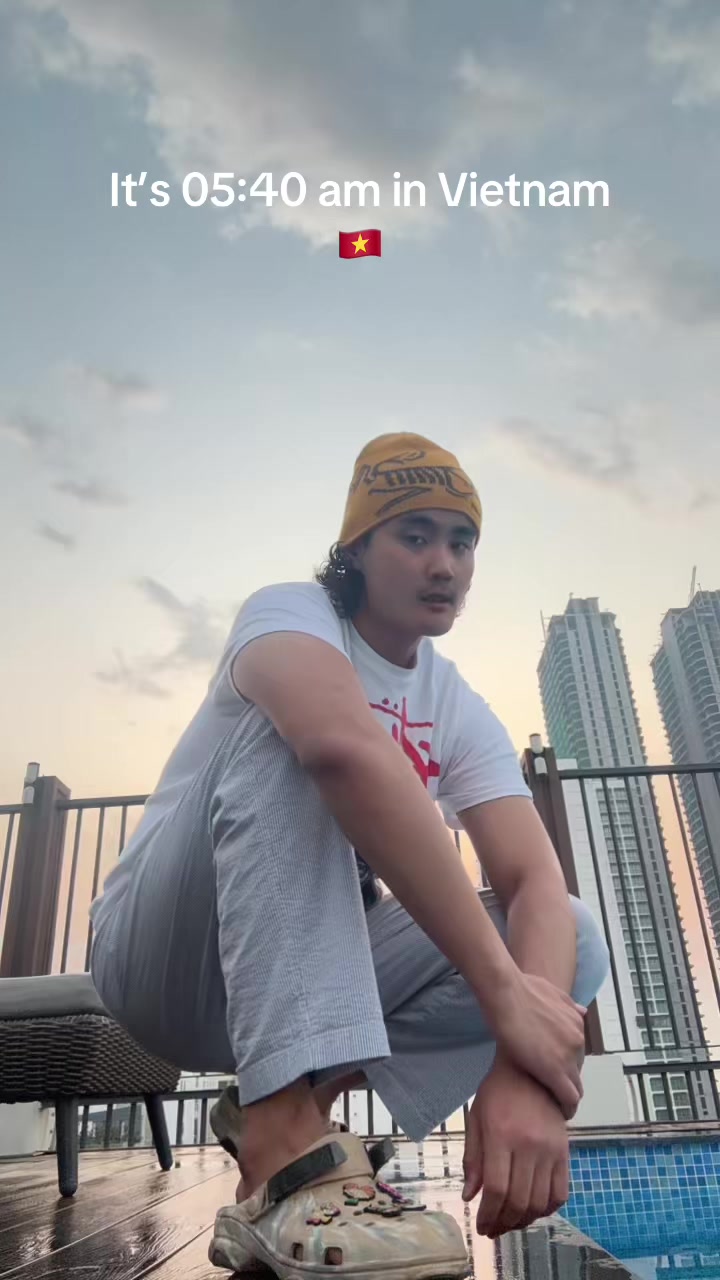@æ8