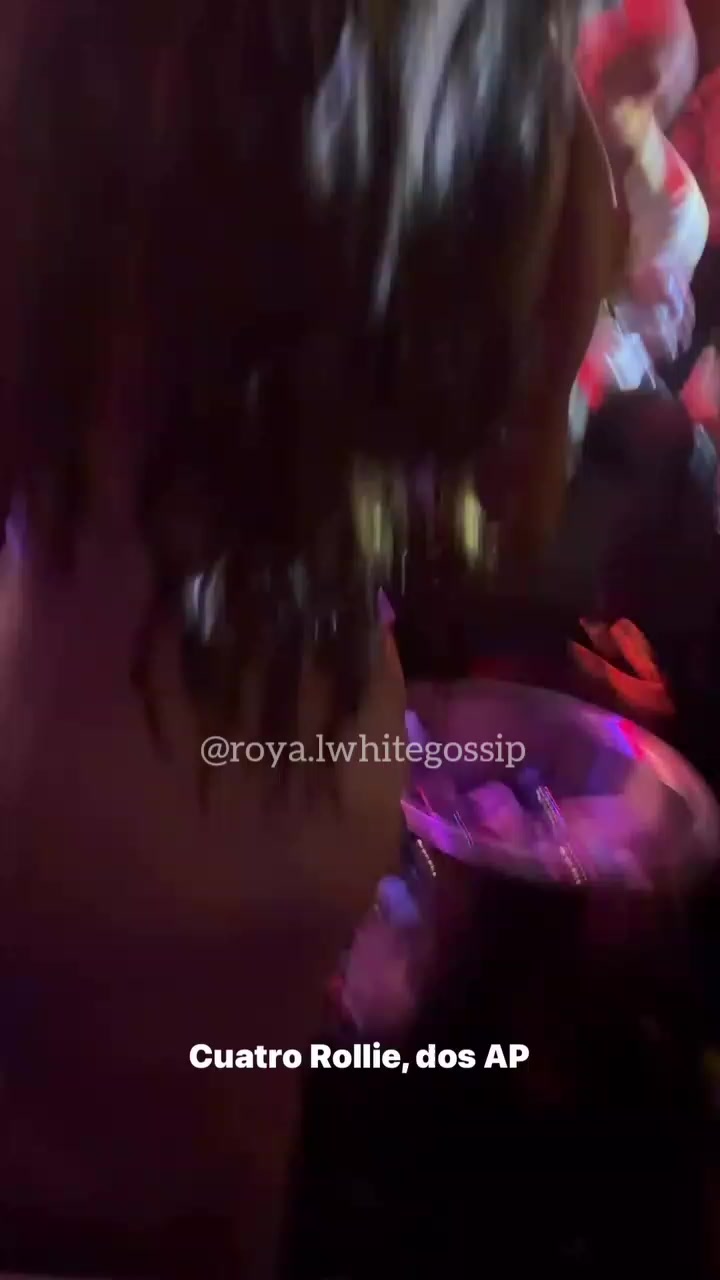 @Royal White Gossip