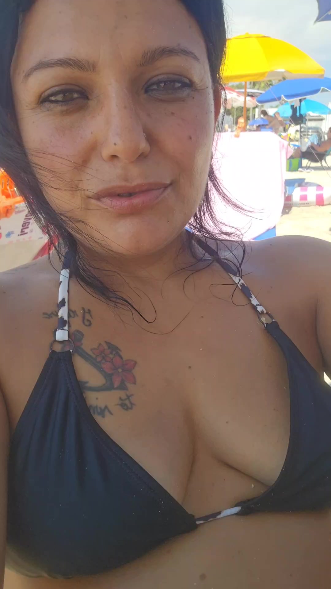 @Valentina 💣💥