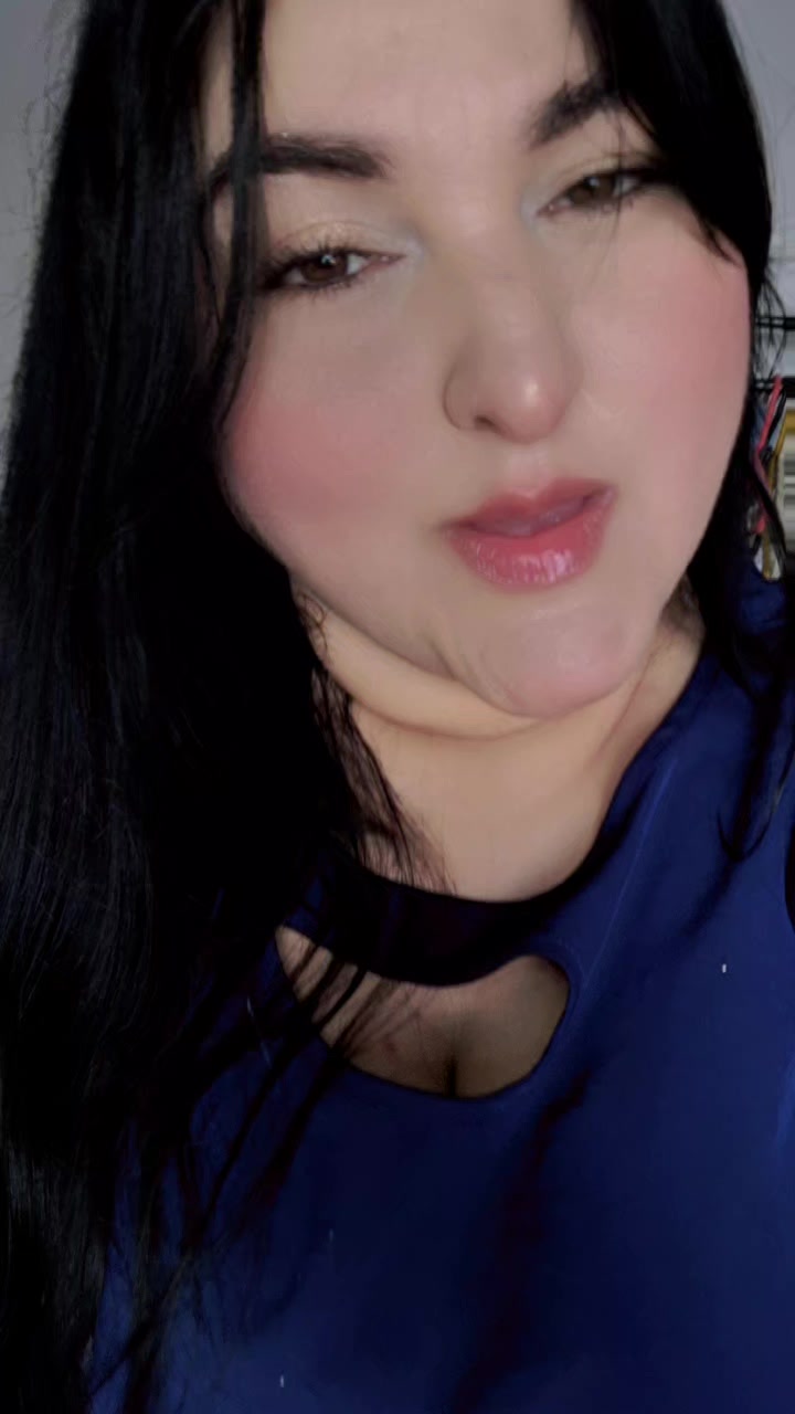 @𝓒𝓻𝓾𝓮𝓵𝓵𝓪 𝓭𝓮𝓿𝓲𝓵 🖤❤️