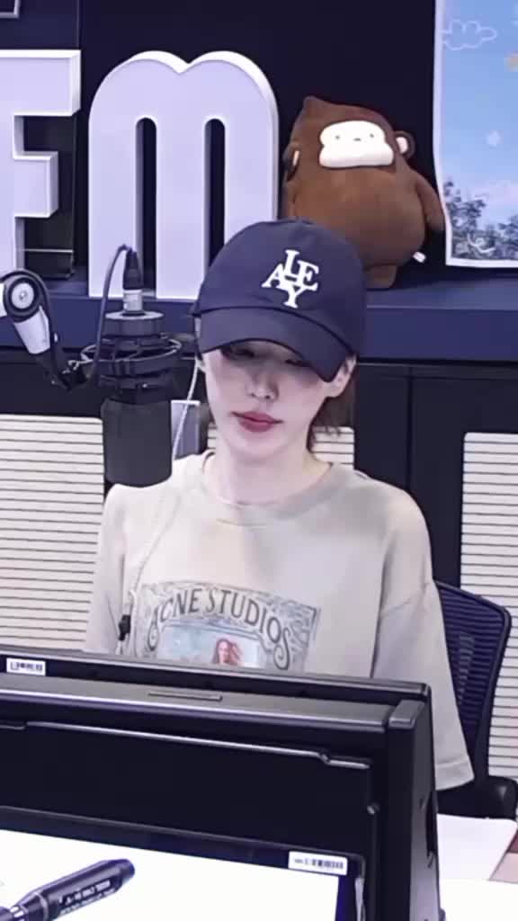 @ONCE REVELUV