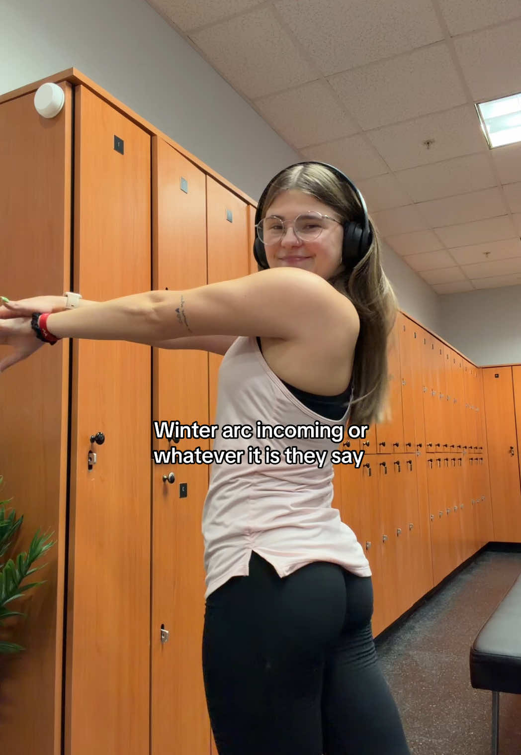@Itsraynaitspouring
