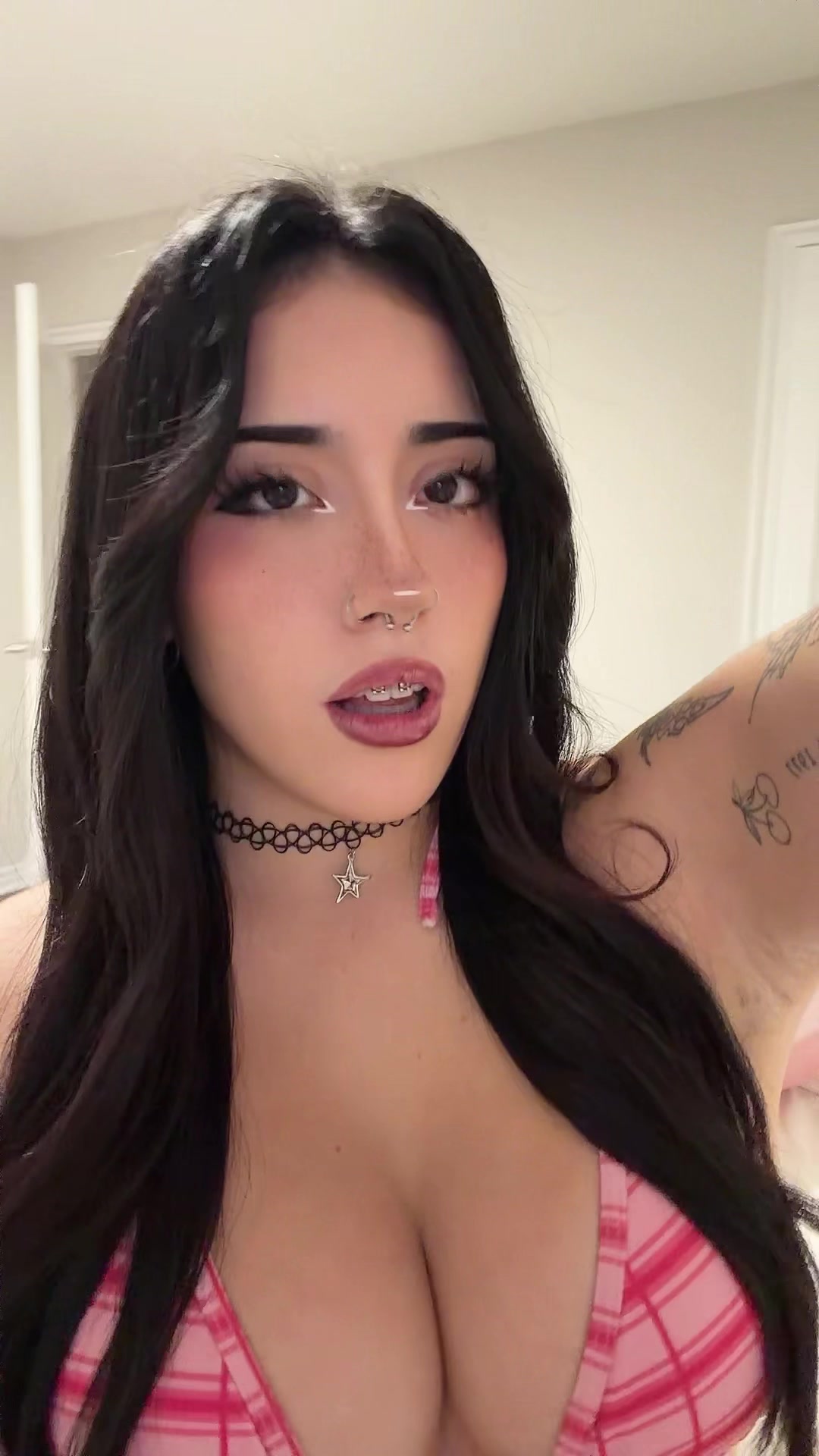 @shyshy